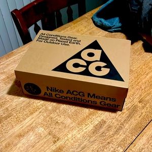 Nike ACG Air Deschutz + NIB